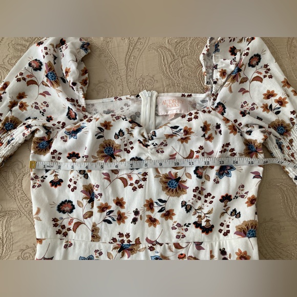 Audrey Parks Francesca dress - Picture 7 of 11